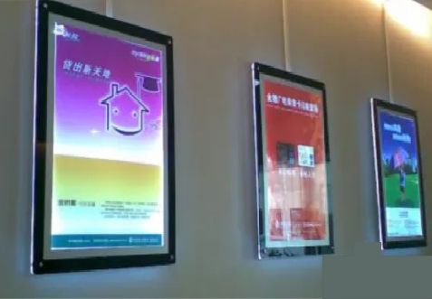  石泉什么是超薄灯箱?