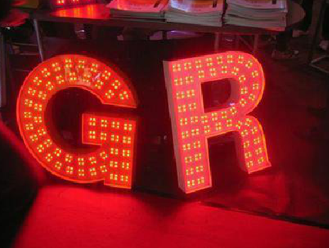  石泉LED发光字常见的安装误区。